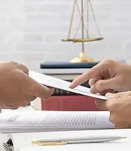 Normativa y asesoramiento laboral: contratación y subcontratación